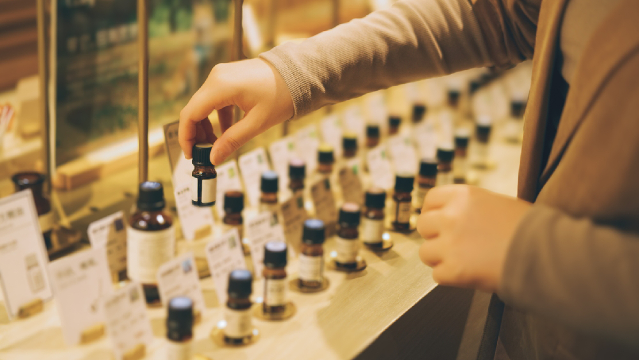 專家瘋傳精油避雷購買指南：掌握「三大核心指標」協助辨識精油標示與品質資訊！