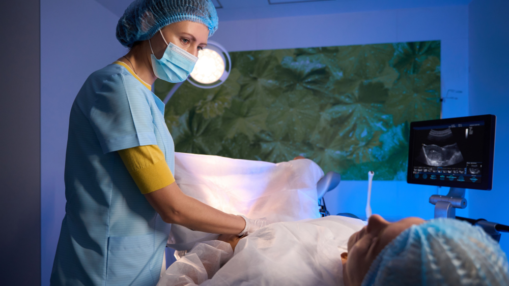 做試管嬰兒「取卵數越多越好」？ 醫打臉：恐浪費一次植入機會，還可能釀出副作用