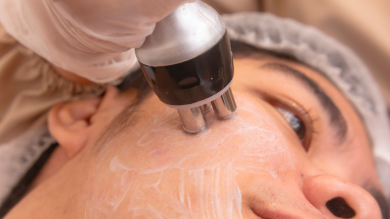 韓星做醫美險毀容！醫揭電音波「舒眠麻醉」危機與防雷3關鍵