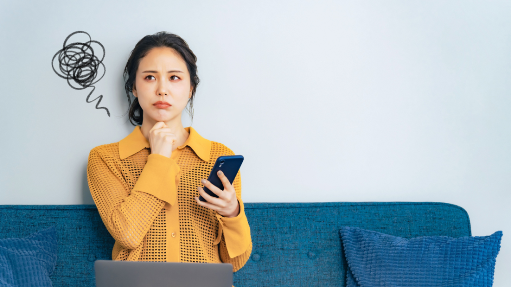 失智症原因曝光！「每天久坐」風險激增27%，研究曝睡太久也是主因