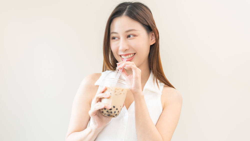 手搖杯是「廉價多巴胺」！ 醫曝每天喝後果：容易變笨、引起自律神經失調