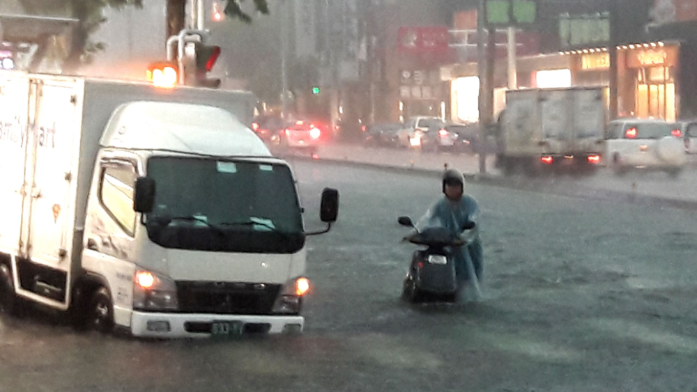 淹水後「汽機車泡水」怎麼辦？ 家中積水如何處理？ 專家揭5步驟：這些傢俱盡快丟棄