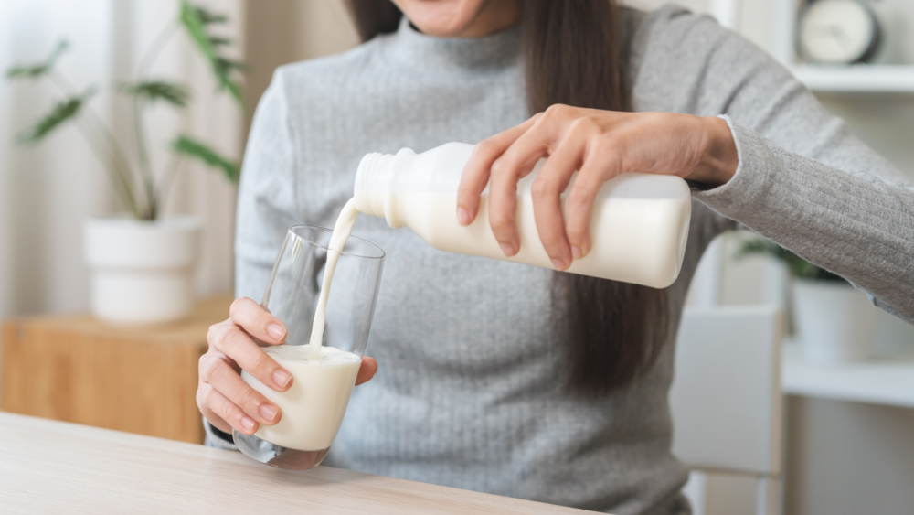 台灣牛奶是全世界最貴？ 專家揭牛奶4大營養價值：這些飲料未必能夠取代