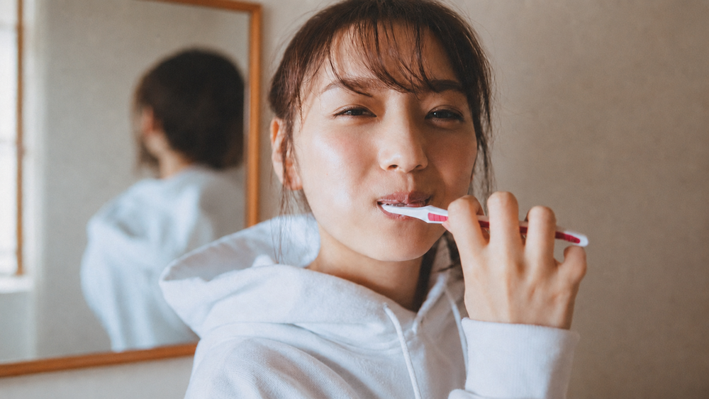 排列整齊僅是矯正基礎！專業控力有助降低黑三角與牙根吸收風險