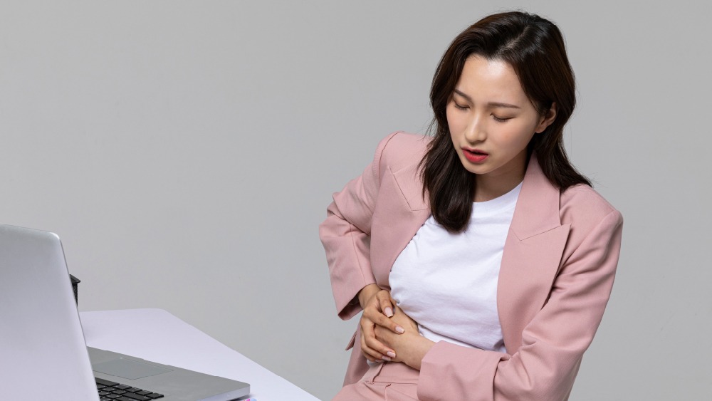 壓力可能影響腸胃感受？認識「腸腦軸」與植物香氣在放鬆情境中的應用