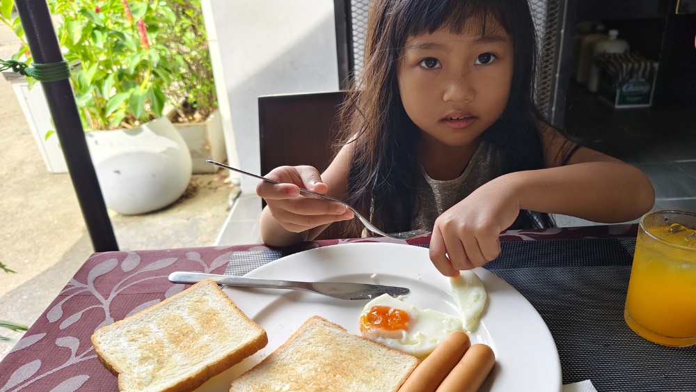 孩子有吃早餐就夠了嗎？研究揭開開學早餐三大迷思